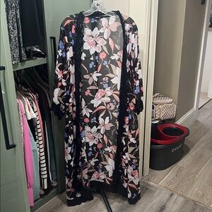 Floral Sheer Kimono Torrid 3/4